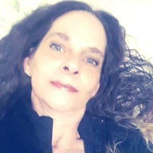 Meet your Posher, Sharlene